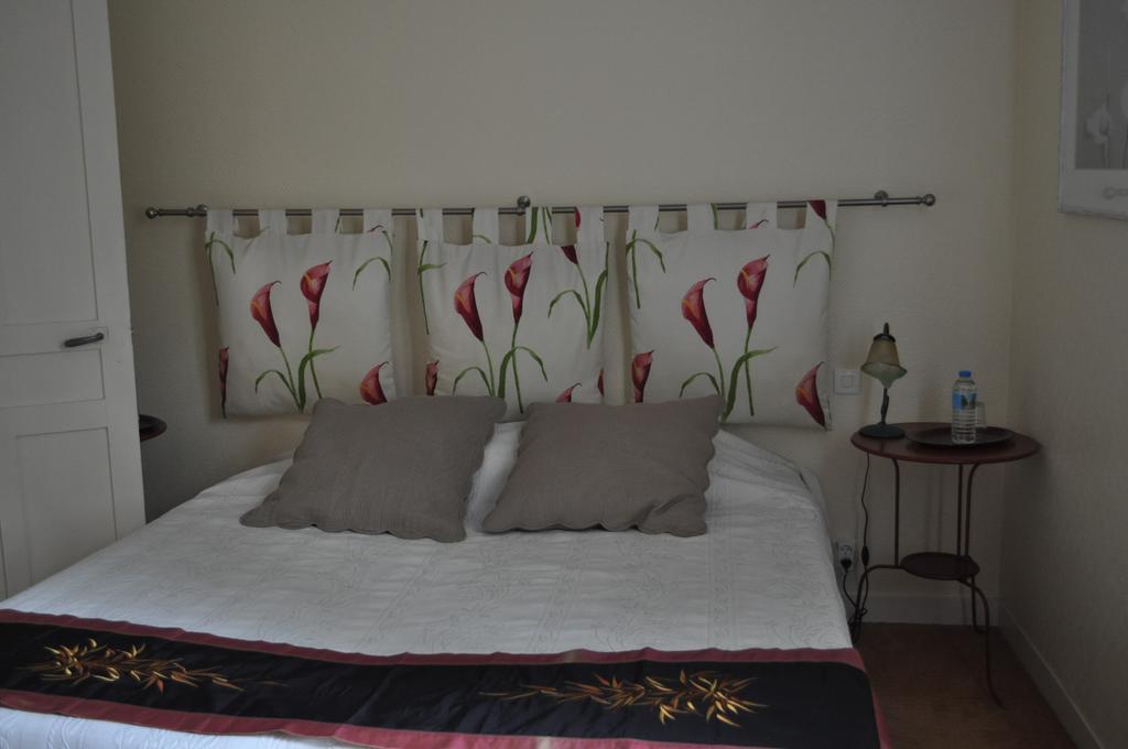 Bed and Breakfast Le Chateau Des Ormes Lambersart Zimmer foto