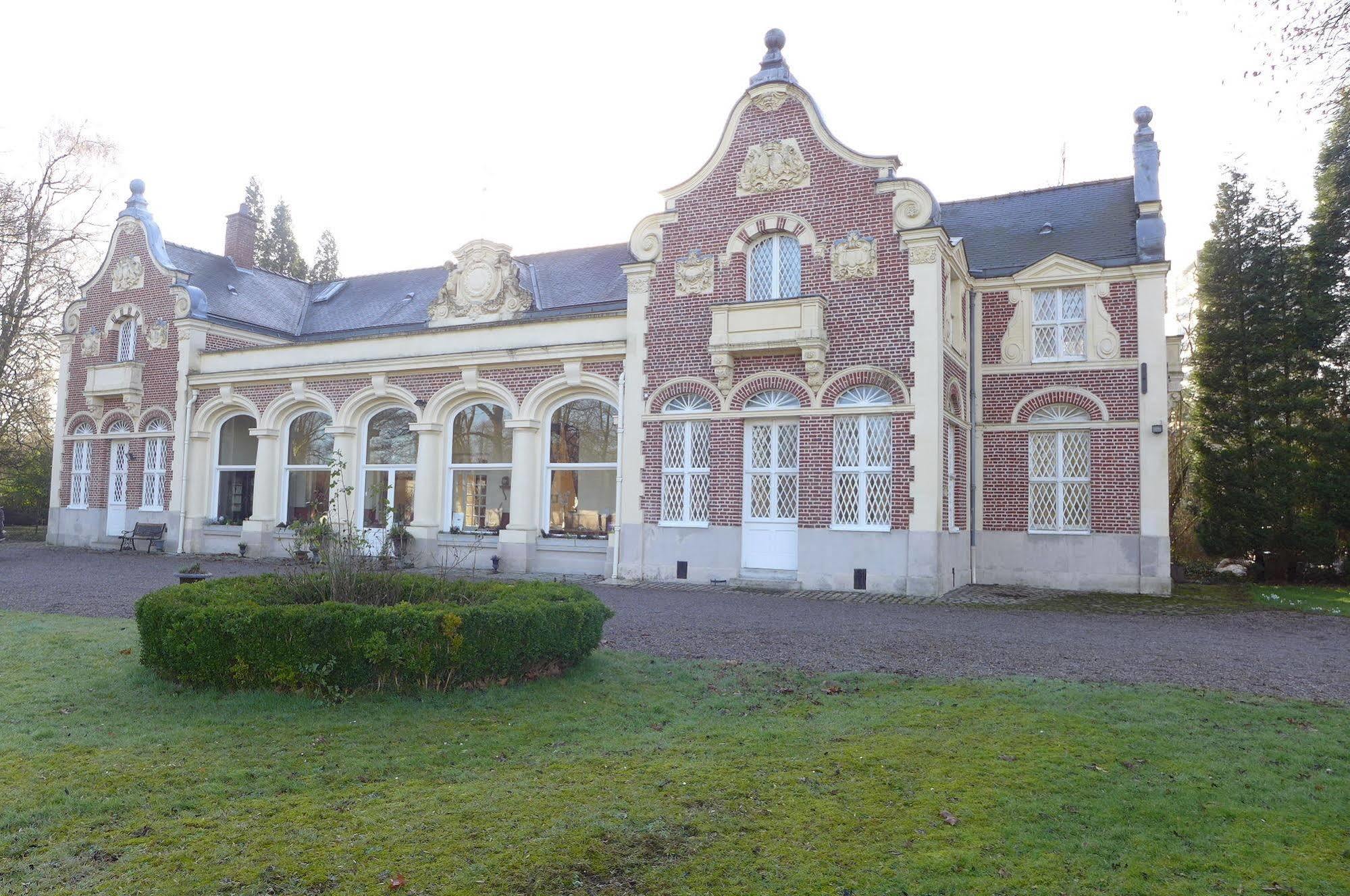 Bed and Breakfast Le Chateau Des Ormes Lambersart Exterior foto