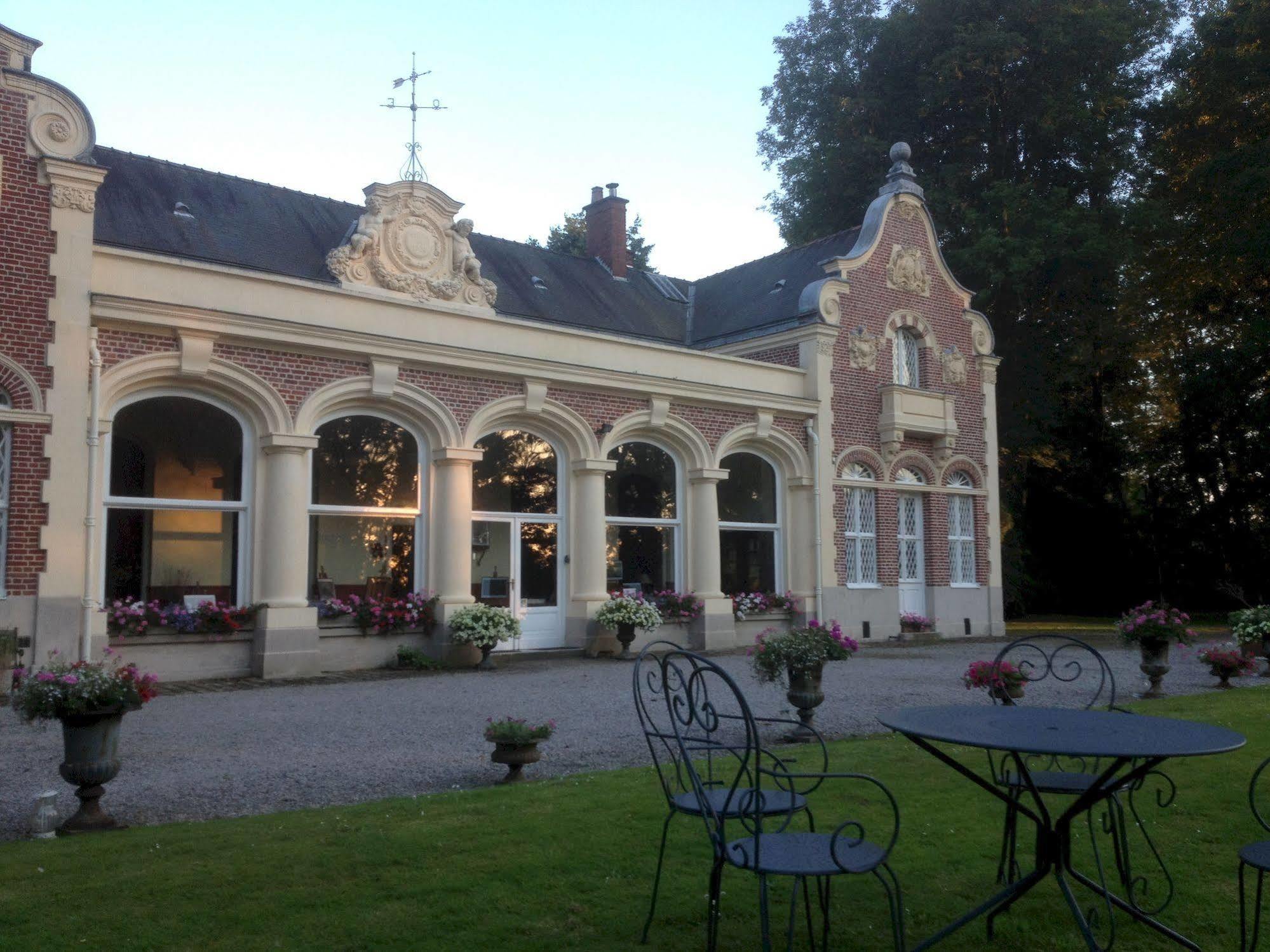 Bed and Breakfast Le Chateau Des Ormes Lambersart Exterior foto