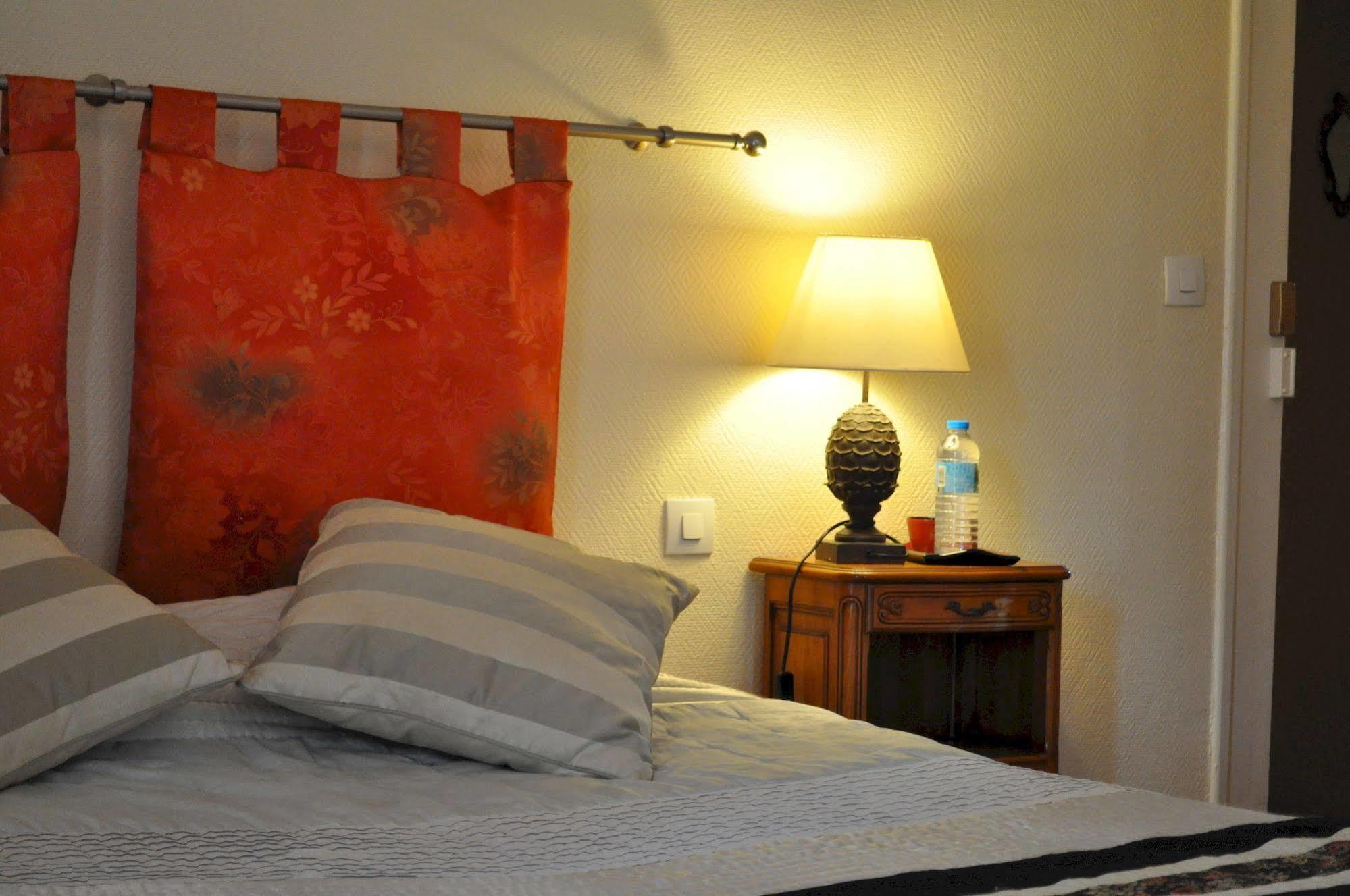 Bed and Breakfast Le Chateau Des Ormes Lambersart Exterior foto
